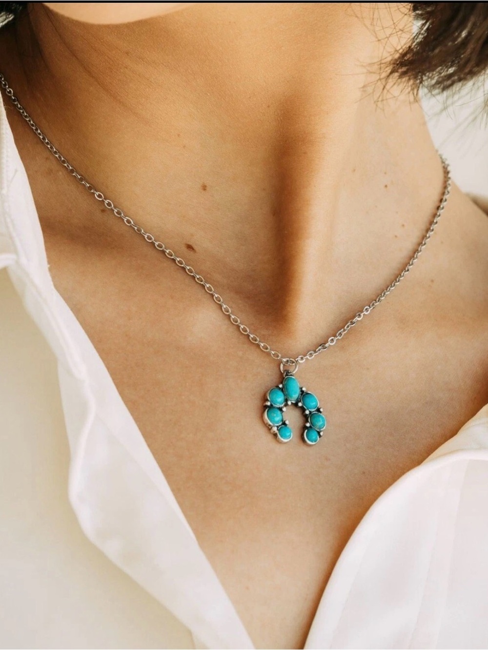 Plunder Design Lucie Turquoise Color Pendant Stainless Steel Necklace Horseshoe - Picture 5 of 9